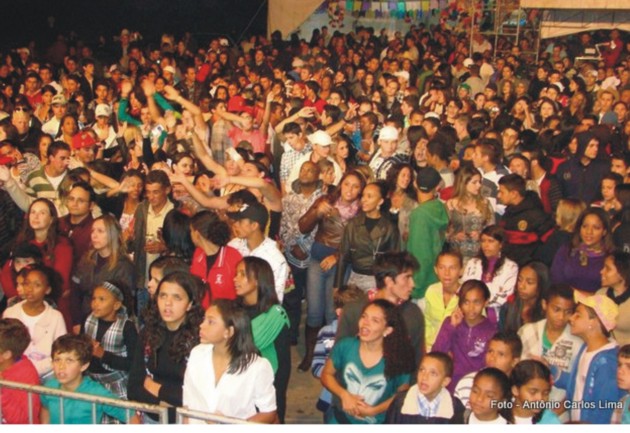 Arraiá Gonçalo: grande evento junino! junina sgp